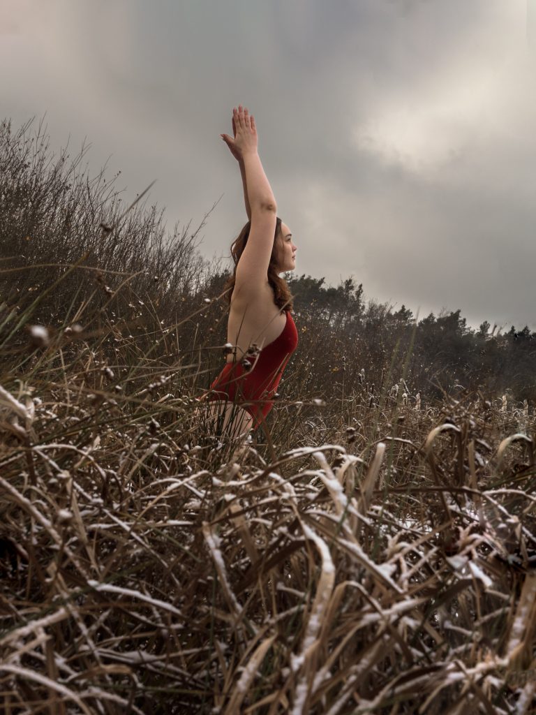 sesja kobieca w lesie fotograf Natalia Rakowska